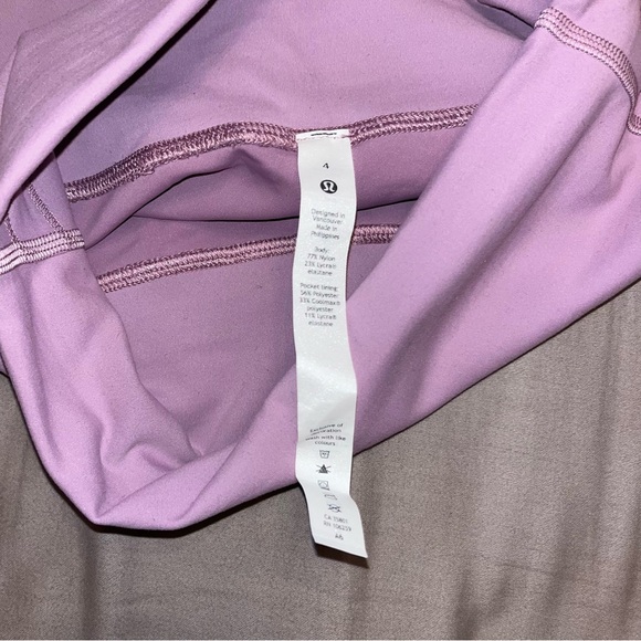 Lululemon biker shorts - Picture 3 of 5